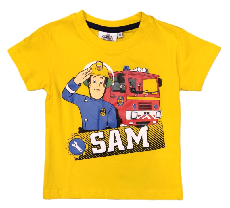 Farbenfrohes gelbes T-Shirt mit Feuerwehrmann Sam Motiv.